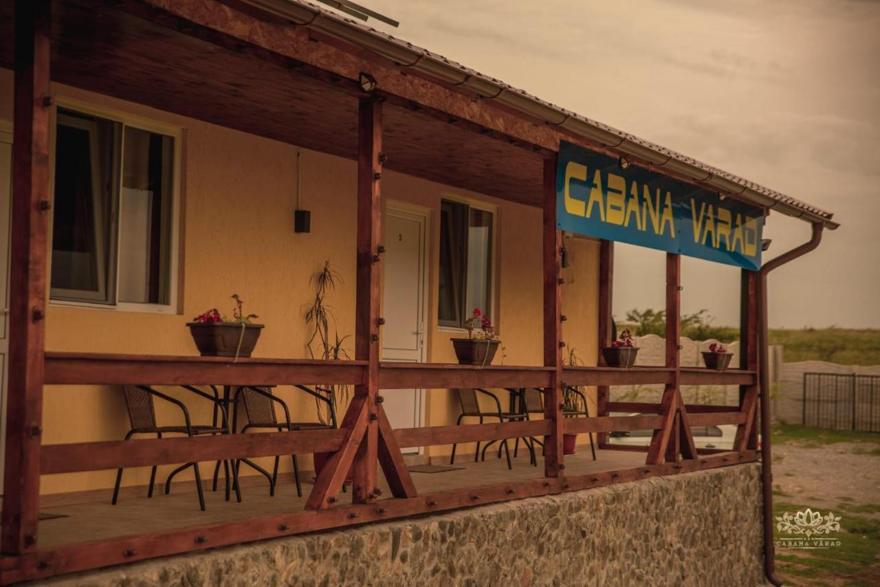 Cabana Varad Coronini Moldova Veche Exterior photo